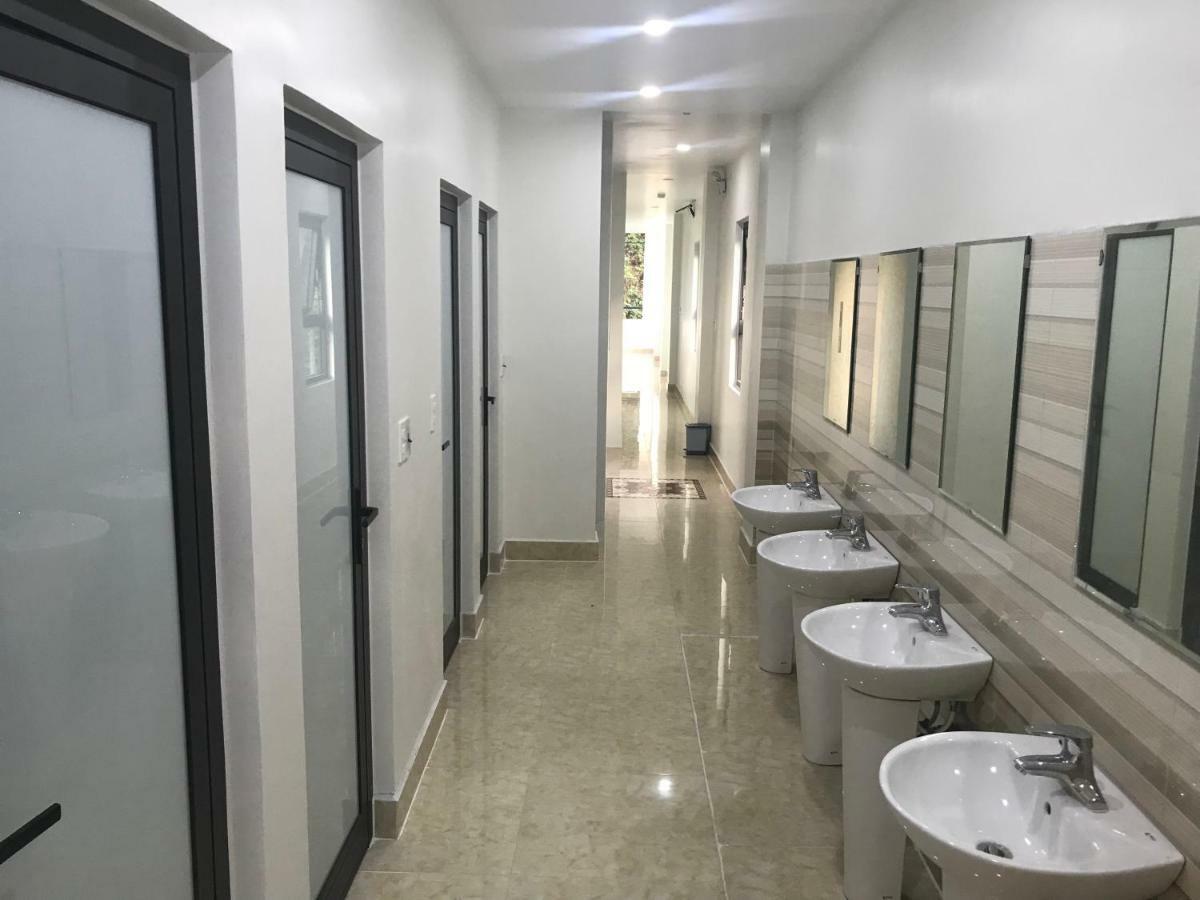 Galaxy Hotel Cat Ba Island Bagian luar foto