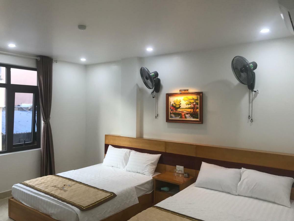 Galaxy Hotel Cat Ba Island Bagian luar foto